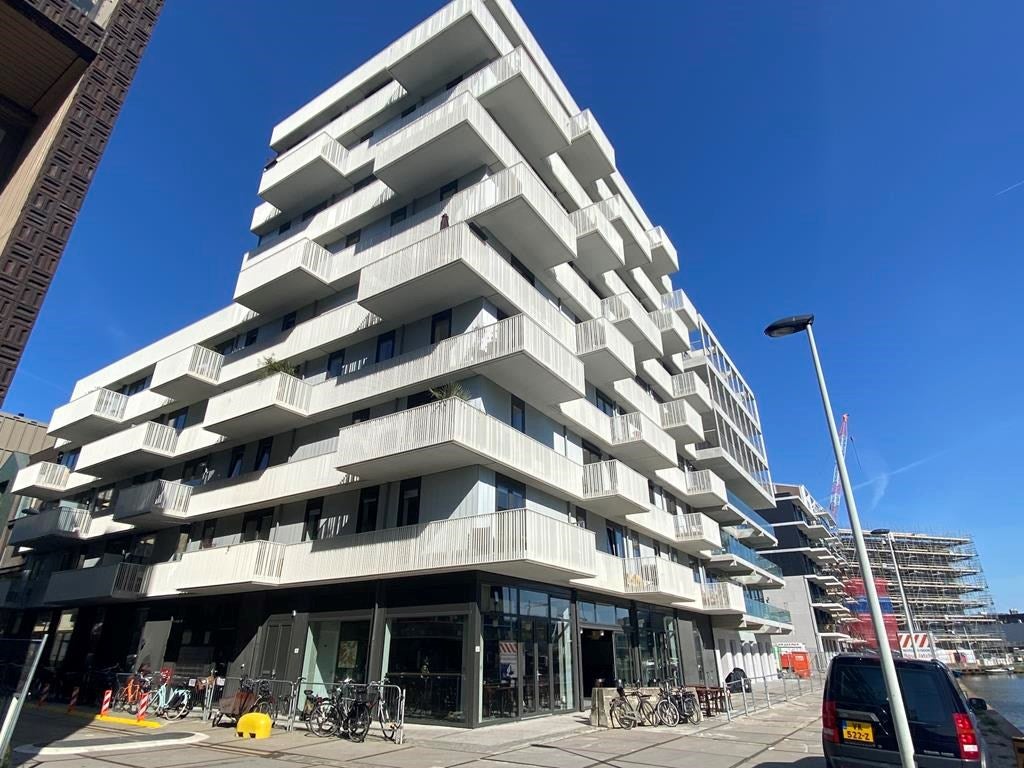 Woning te huur: Leen Jongewaardkade, Amsterdam