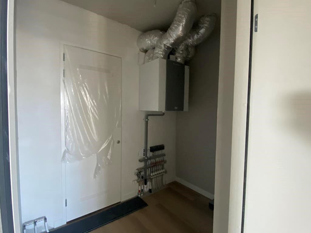 Woning te huur: Leen Jongewaardkade, Amsterdam