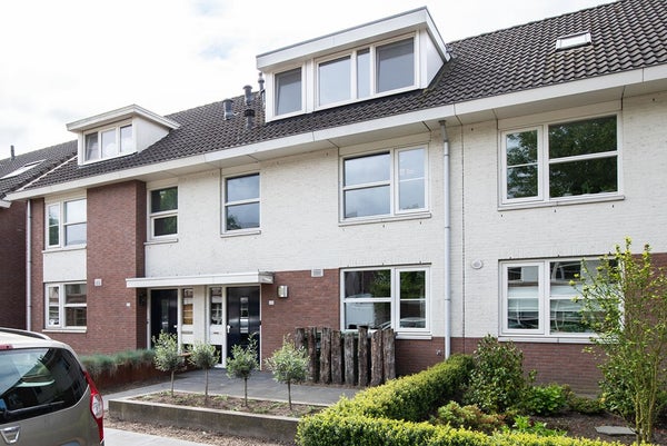 Pompenmaker 28 in Oost West en Middelbeers