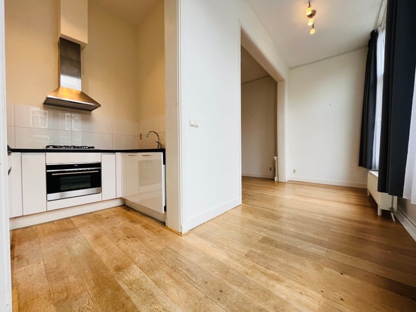 Flat Prins Hendrikstraat 17 A