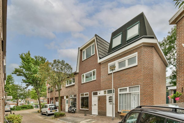 Huis te koop Grensstraat 8 in Beverwijk voor € 339.000