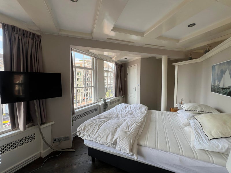 Te huur Appartement Nieuwezijds Voorburgwal in Amsterdam