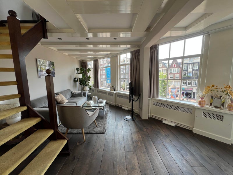Te huur Appartement Nieuwezijds Voorburgwal in Amsterdam