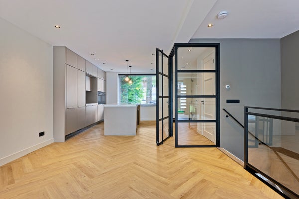 Appartement Hoofdweg in Amsterdam