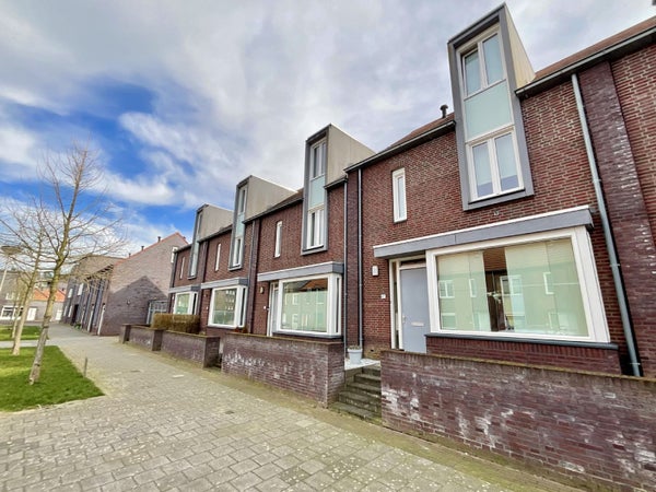 Dr. Poelsstraat 49