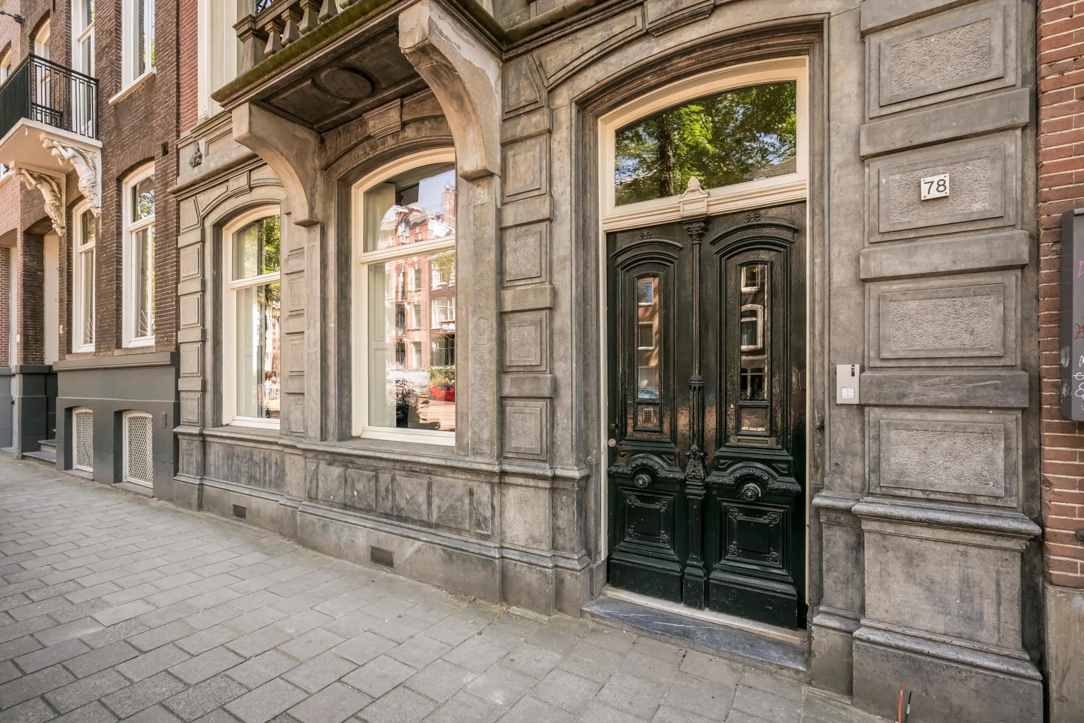 Appartement Sarphatistraat in Amsterdam