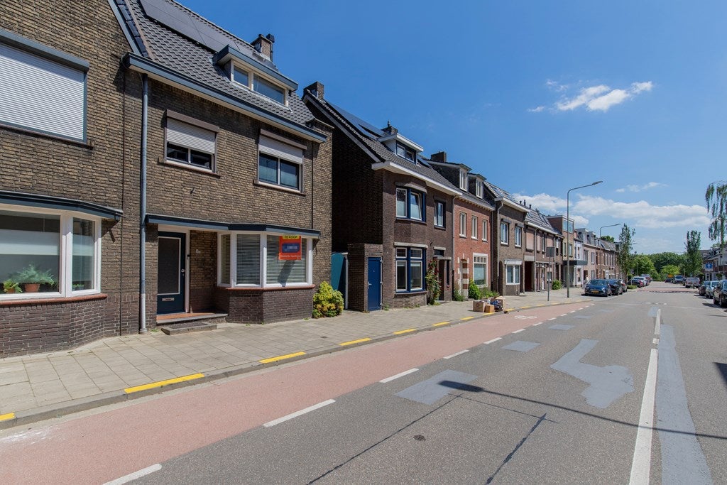 Huis Beekhoverstraat 3 A in Geleen