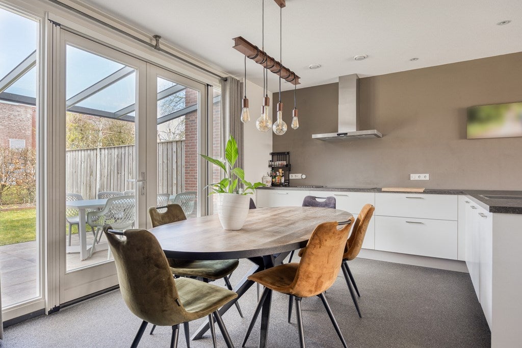 Twee-onder-één-kap te koop: Simonsstraat 10B, Kronenberg
