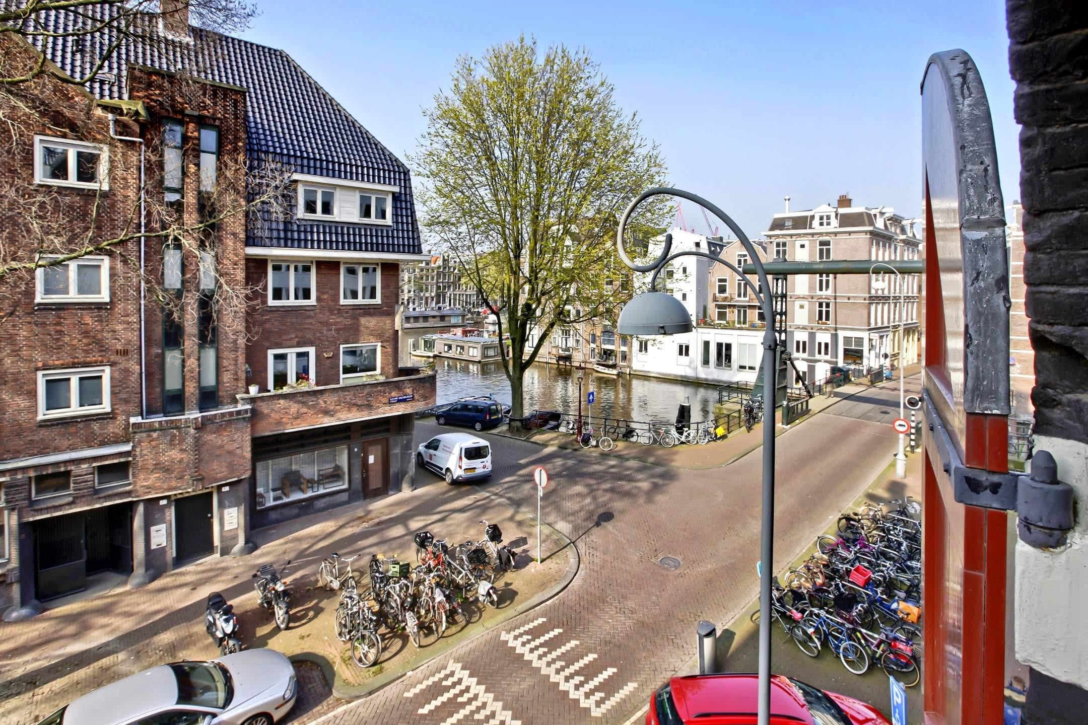 Te huur Appartement Nieuwe Uilenburgerstraat in Amsterdam
