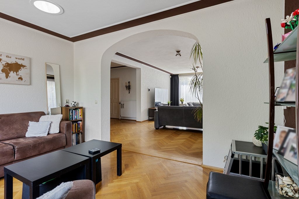 Vrijstaande woning te koop: Schepenbank 53, Haelen