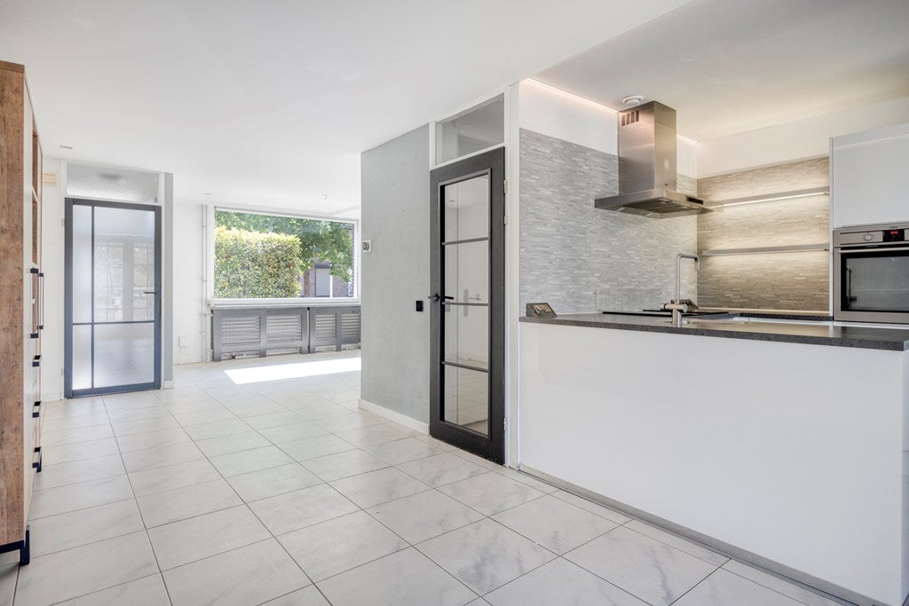 Tussenwoning te koop: Ellecuylgaard 104B, Maastricht