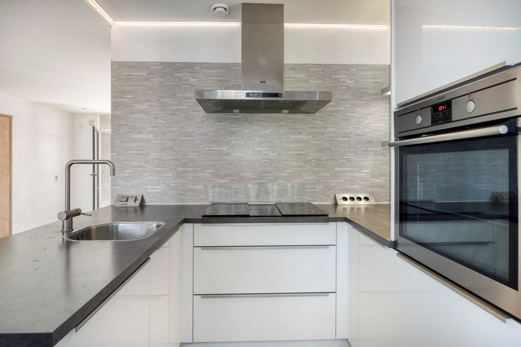 Tussenwoning te koop: Ellecuylgaard 104B, Maastricht