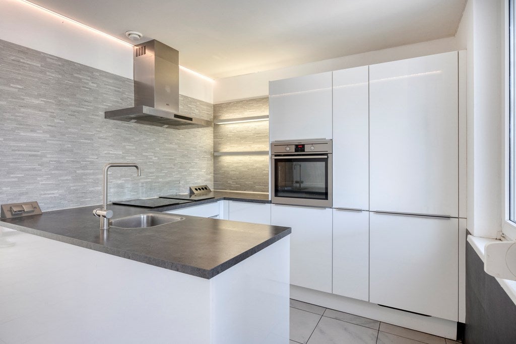 Tussenwoning te koop: Ellecuylgaard 104B, Maastricht