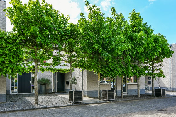 Huis Hoefbladstraat 20 in Nieuw-Vennep