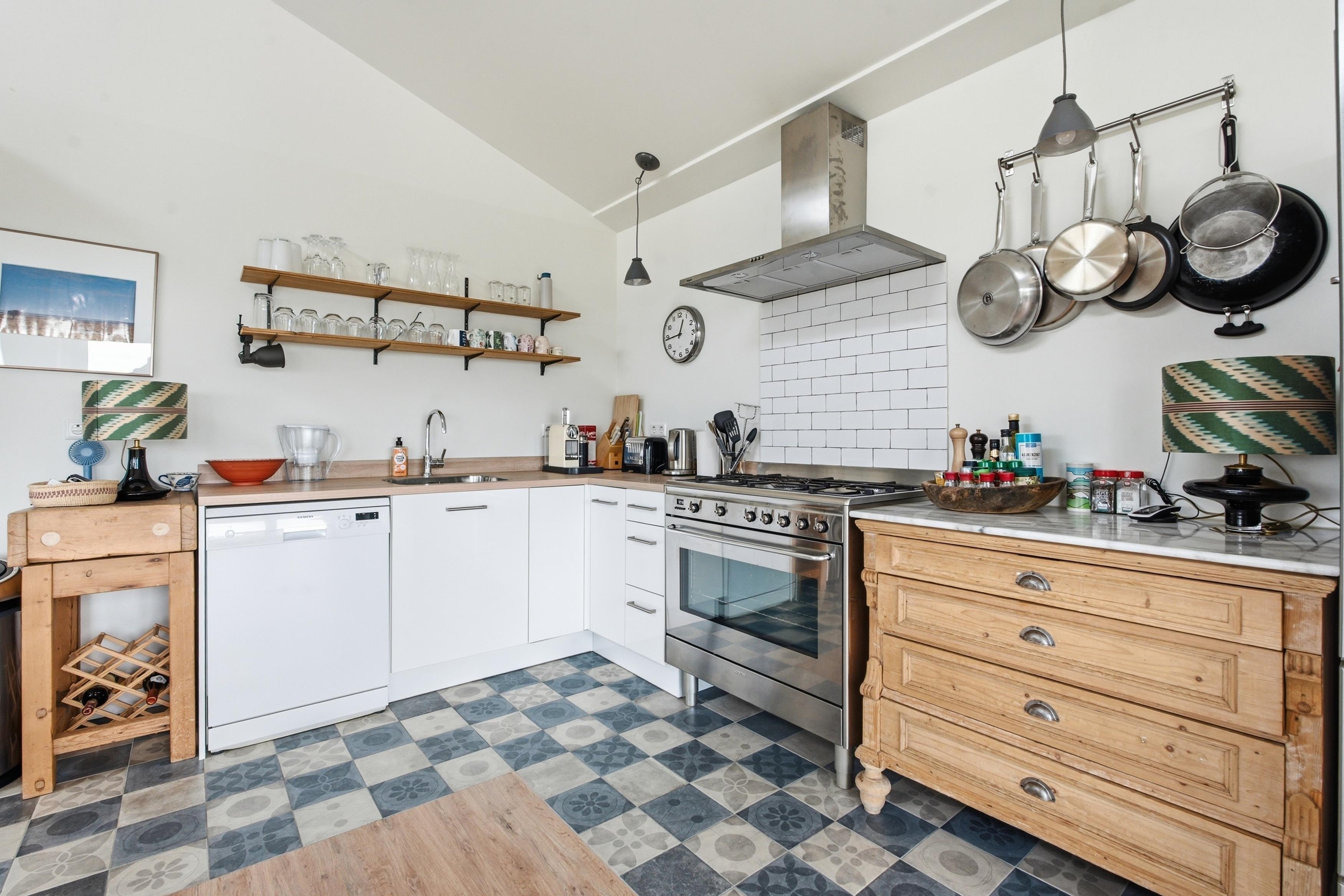 Woning te huur: Bellamystraat, Amsterdam
