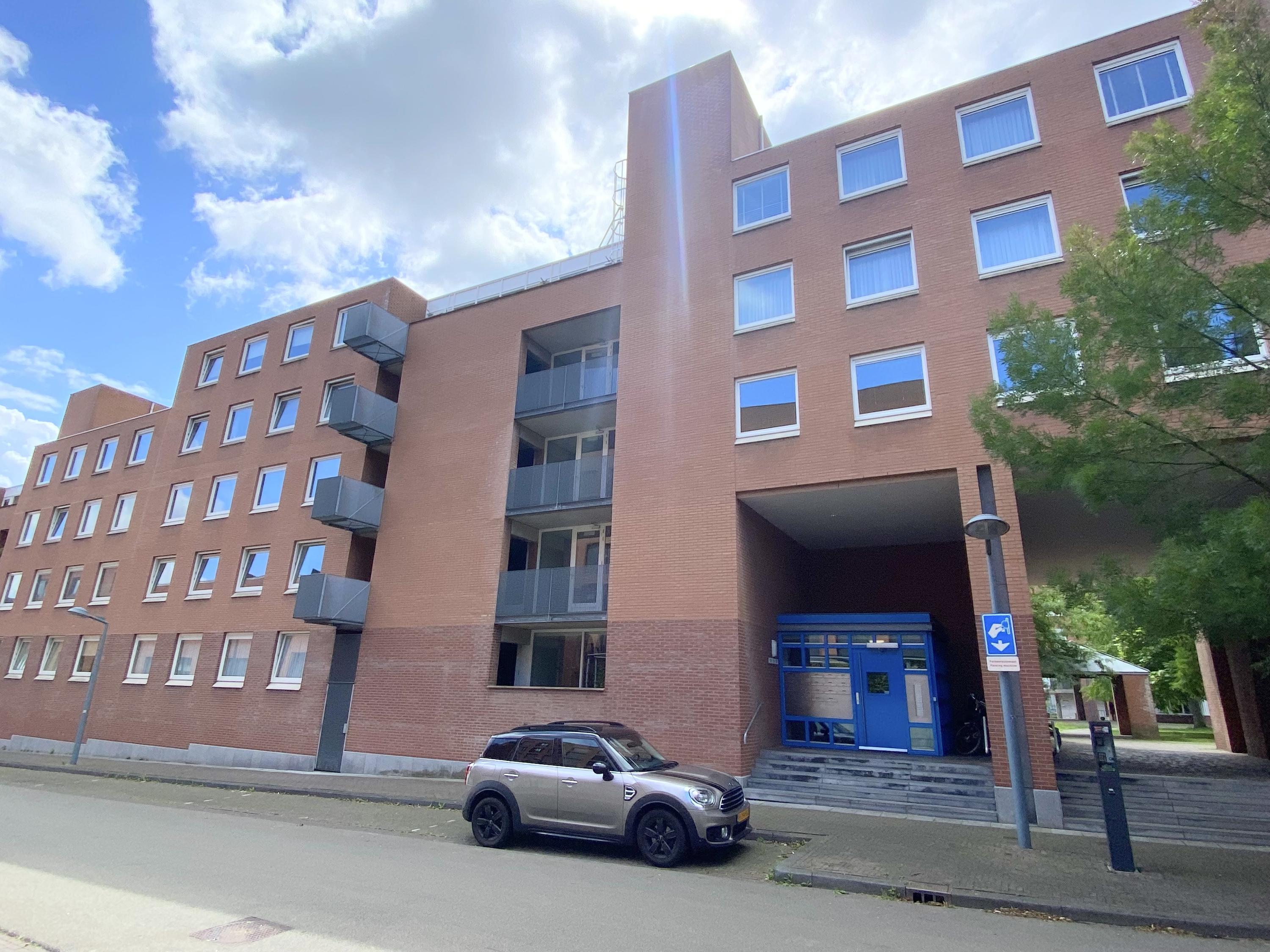 Flat Remalunet 17 D