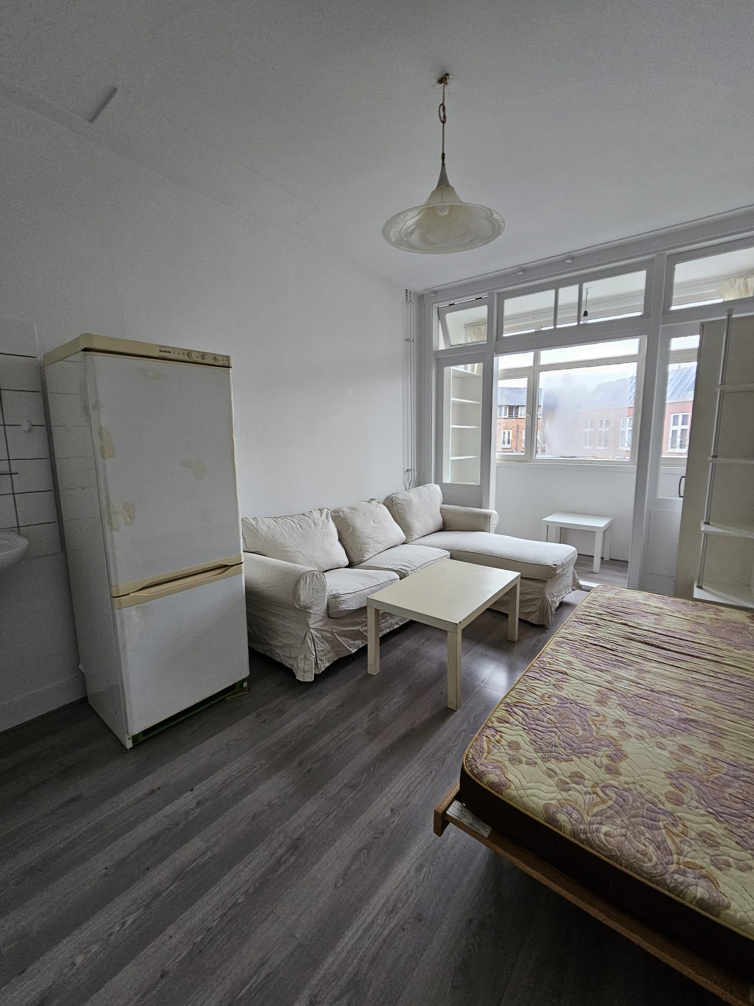 Kamer te huur: Rozenburgsestraat, Schiedam