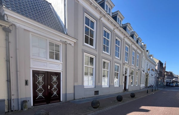 vrije-sector-woningen te huur op Lange Bellingstraat