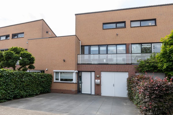 Huis te koop Johan van Oldenbarneveltlaan 13 in Etten-Leur voor € 425.000