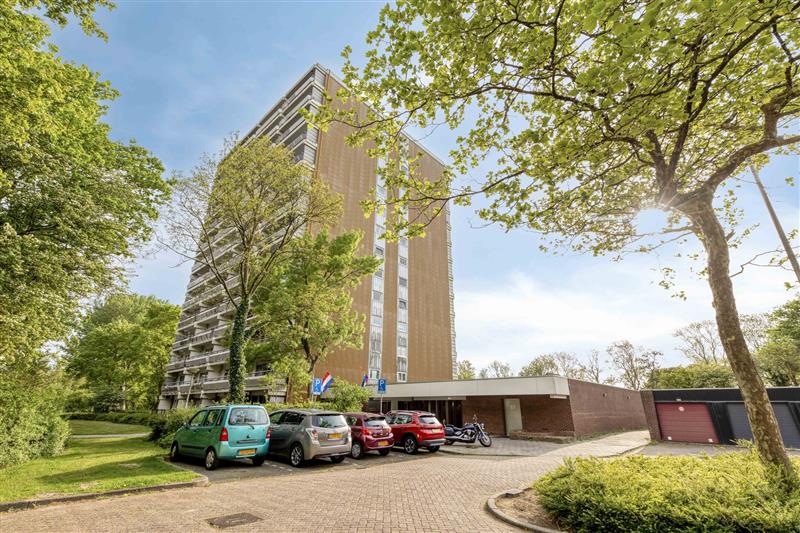 Appartement te koop: Burgemeester D. Kooimanweg 83, Purmerend