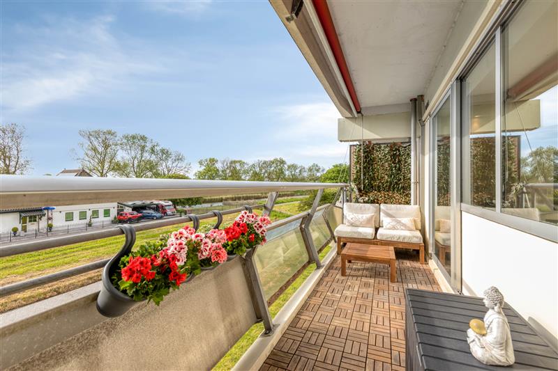 Appartement te koop: Burgemeester D. Kooimanweg 83, Purmerend