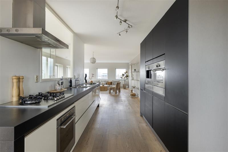 Appartement te koop: Raoul Wallenbergstraat 173, Amsterdam