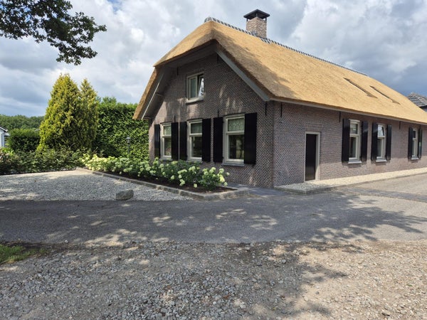 House Langbroekerdijk A in Langbroek
