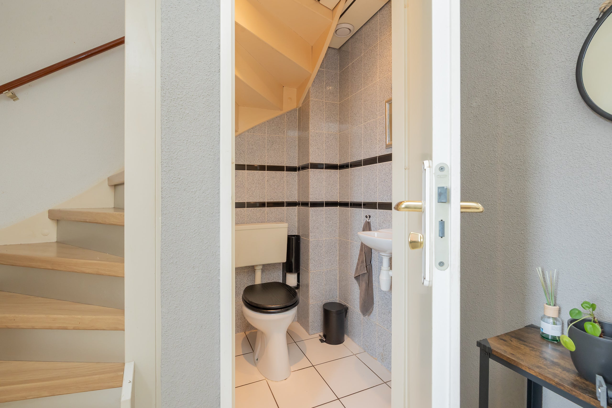 Tussenwoning te koop: Flevomeer 29, Uithoorn