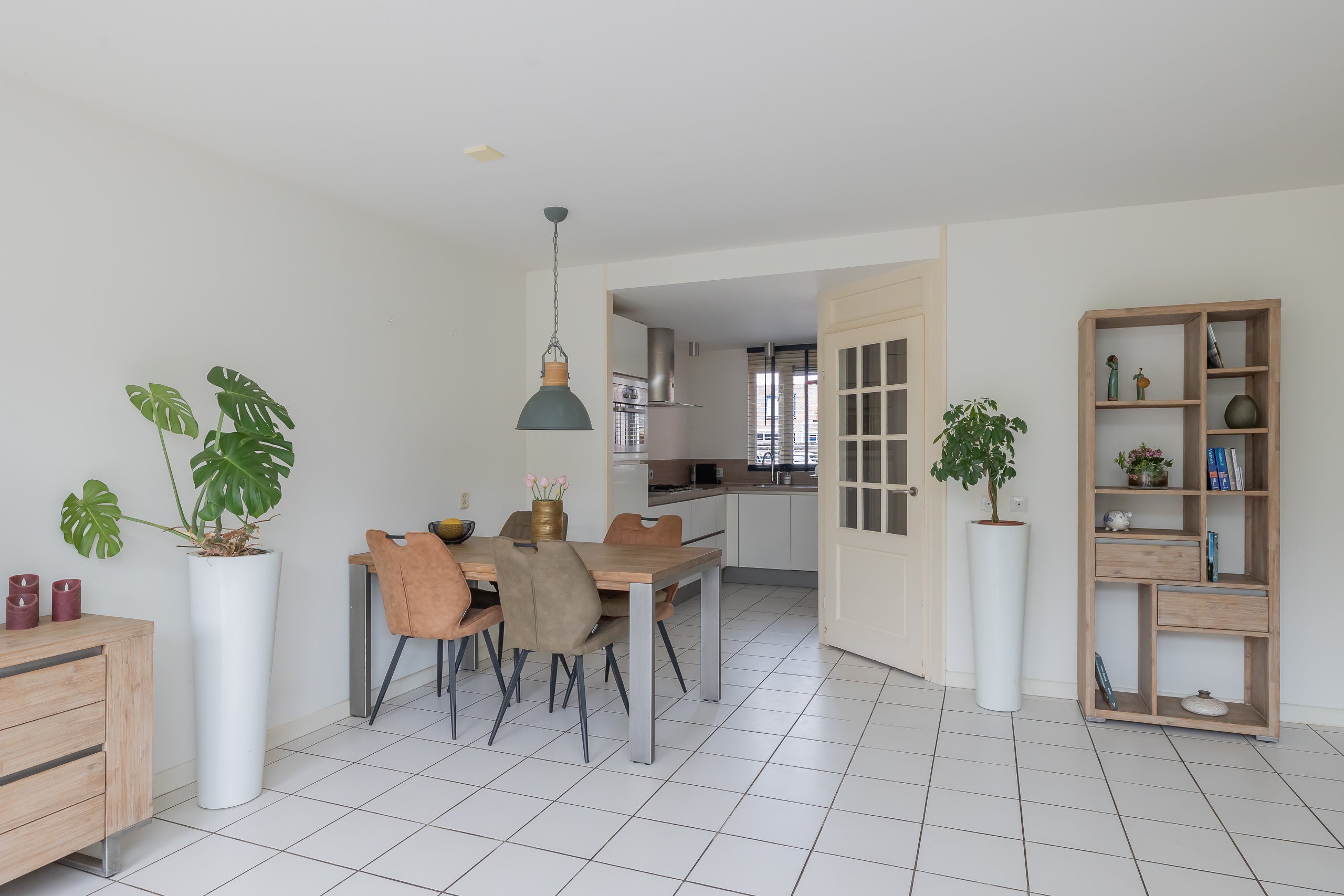 Tussenwoning te koop: Flevomeer 29, Uithoorn