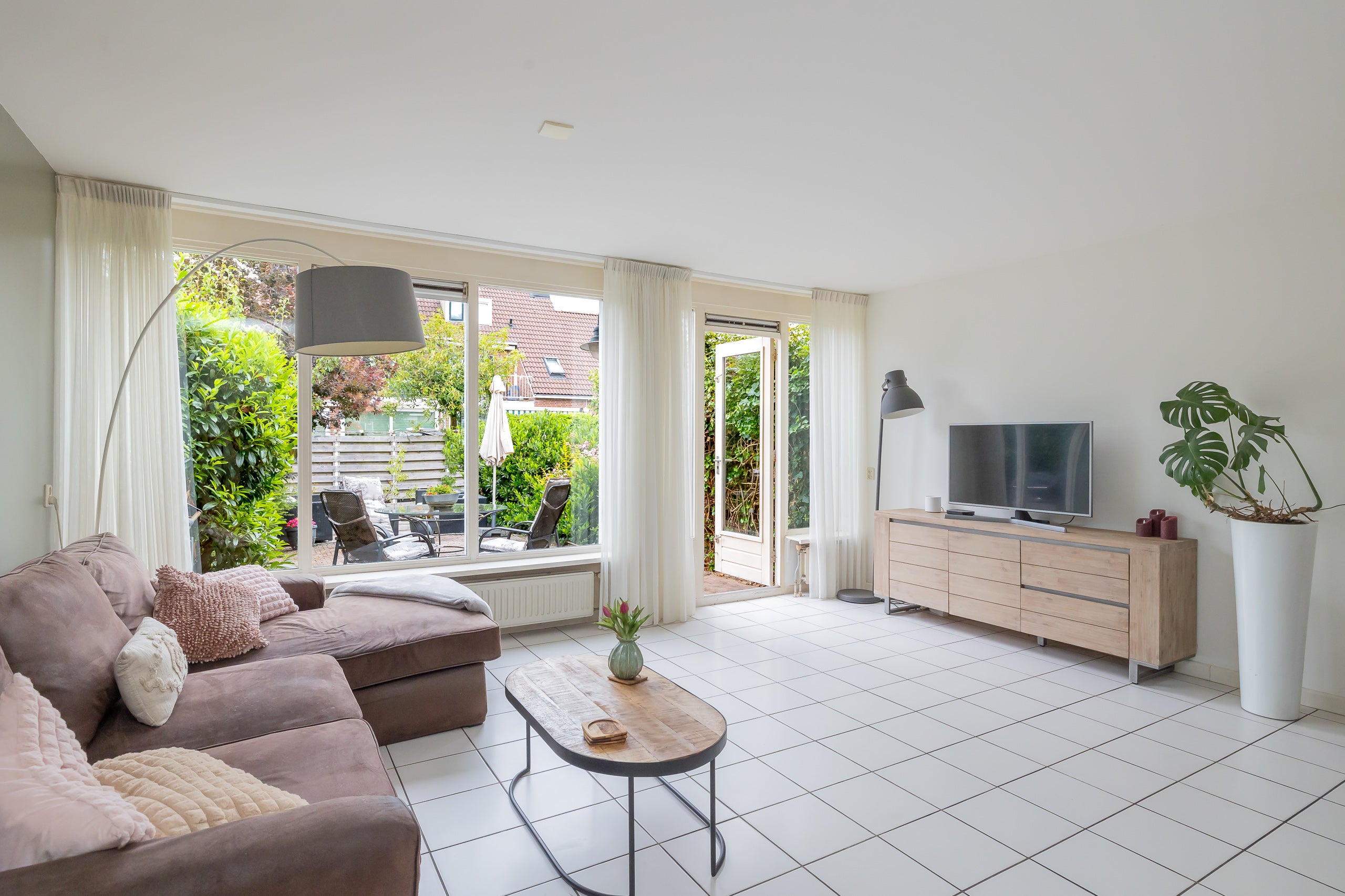 Tussenwoning te koop: Flevomeer 29, Uithoorn