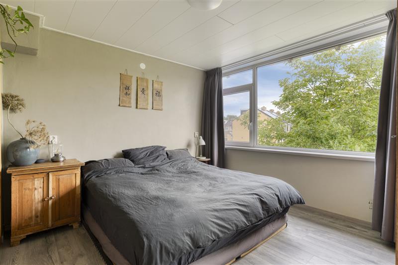 Tussenwoning te koop: Sportlaan 16, Purmerend
