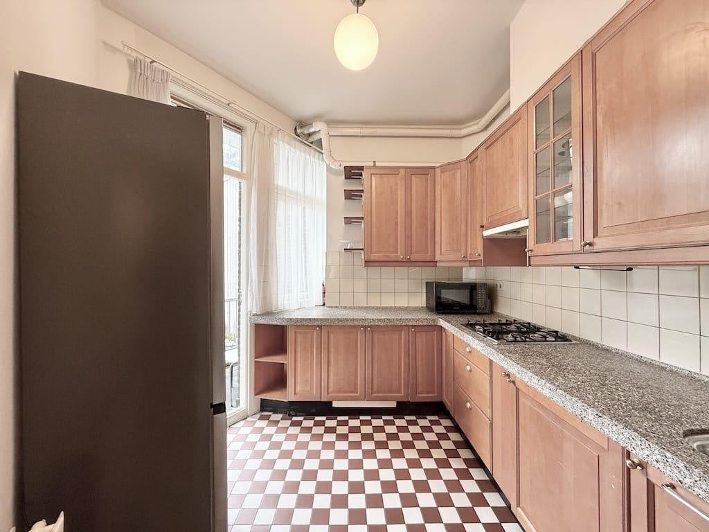 Woning te huur: Van Baerlestraat, Amsterdam