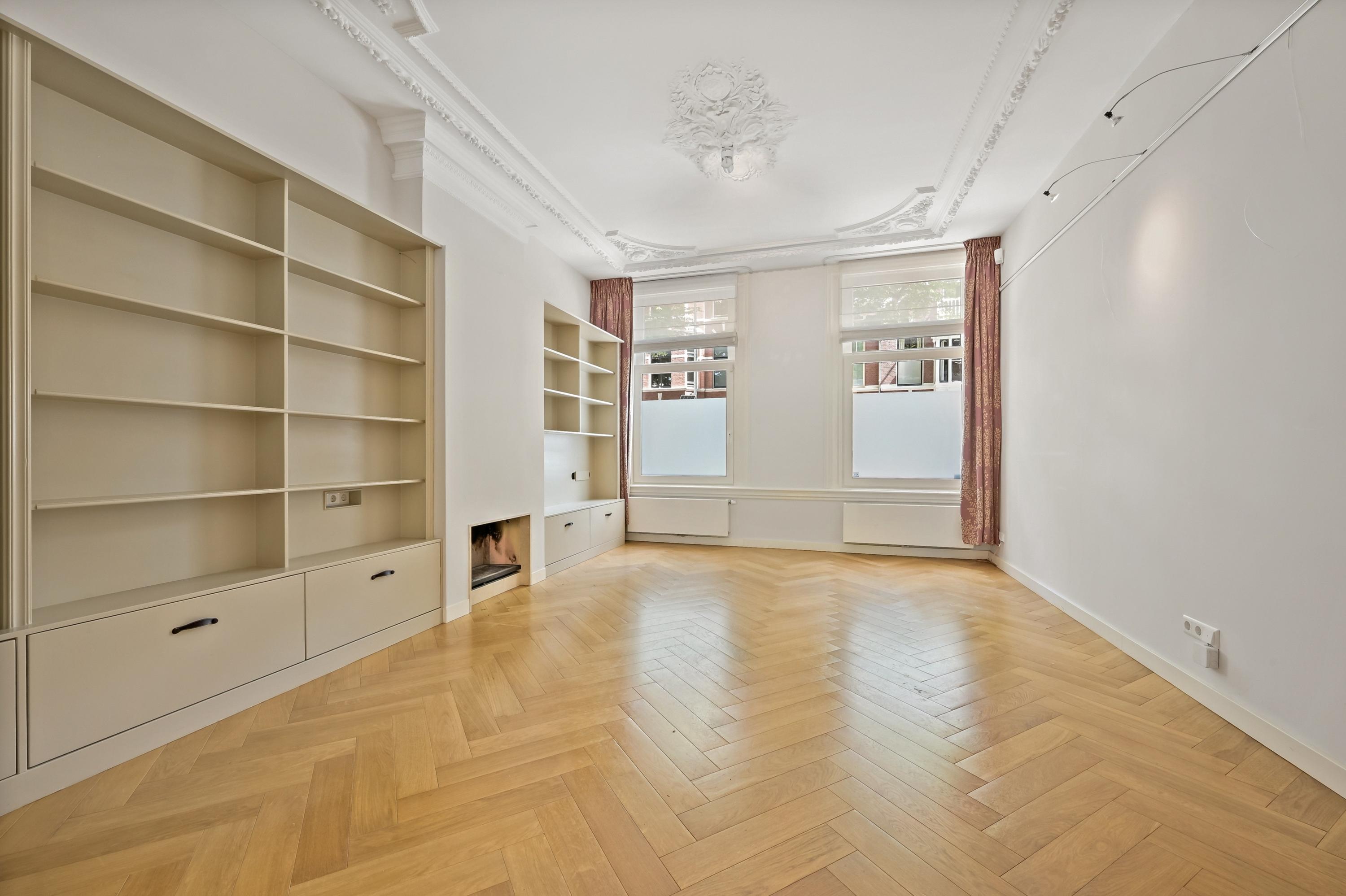 Tussenwoning te huur: Jan van Nassaustraat 84, 'S-Gravenhage