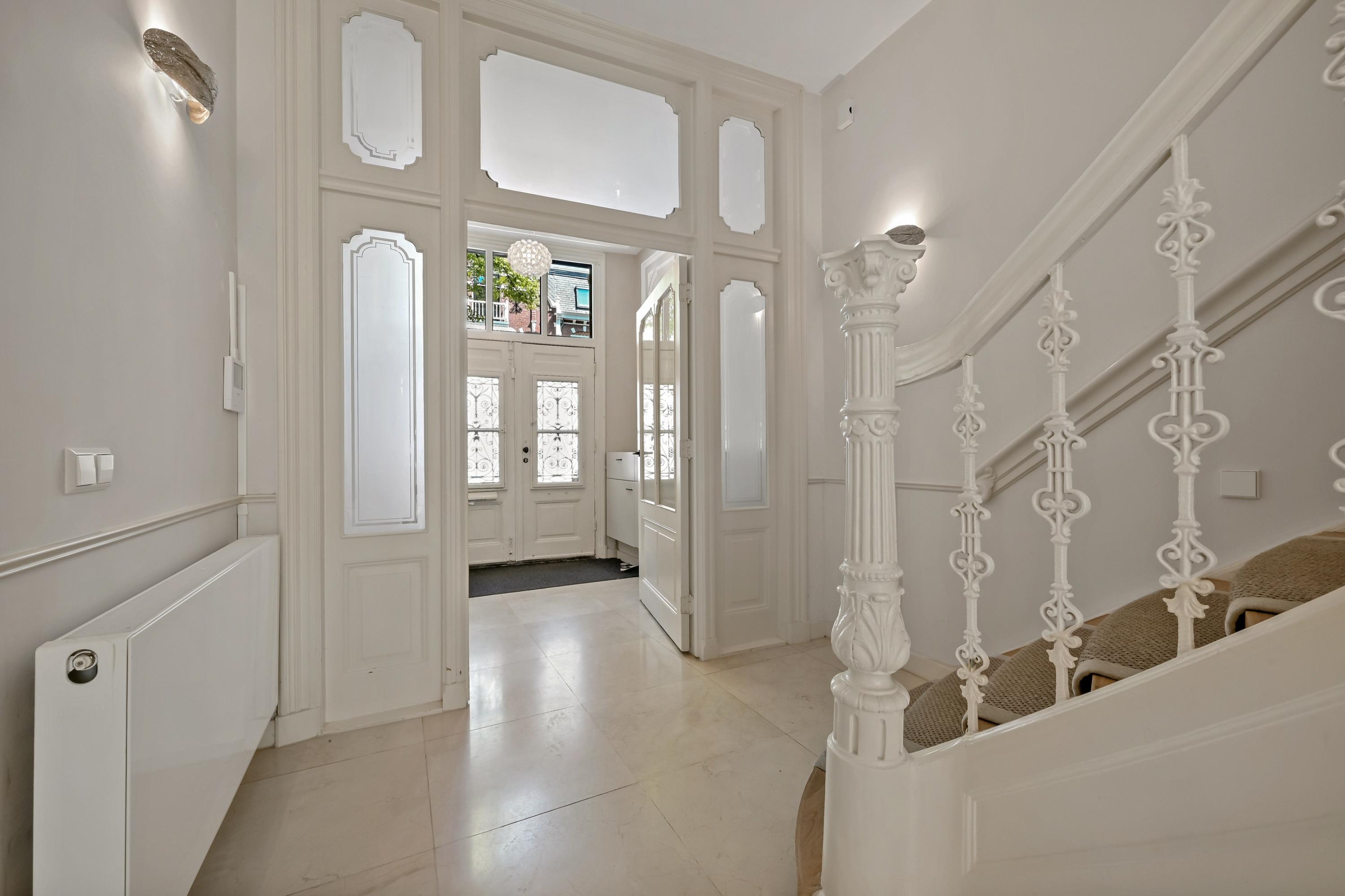 Tussenwoning te huur: Jan van Nassaustraat 84, 'S-Gravenhage