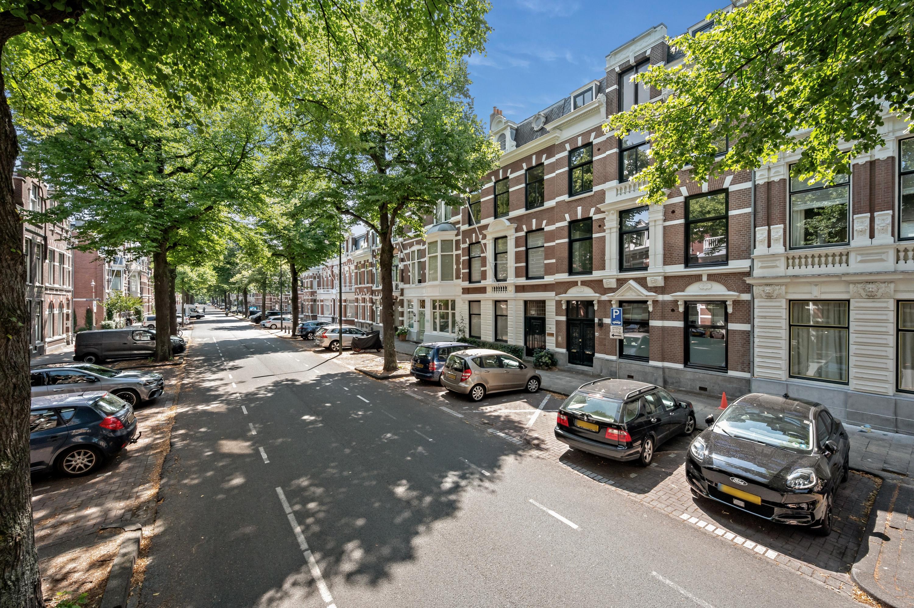 Tussenwoning te huur: Jan van Nassaustraat 84, 'S-Gravenhage