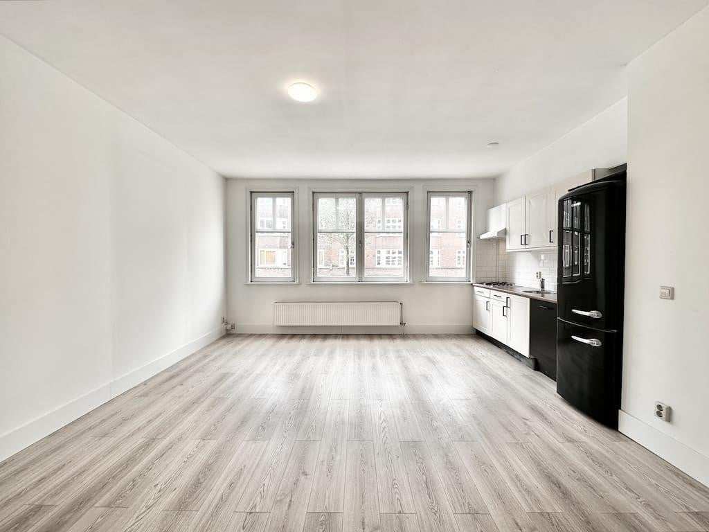 Te huur Appartement Admiraal De Ruijterweg in Amsterdam