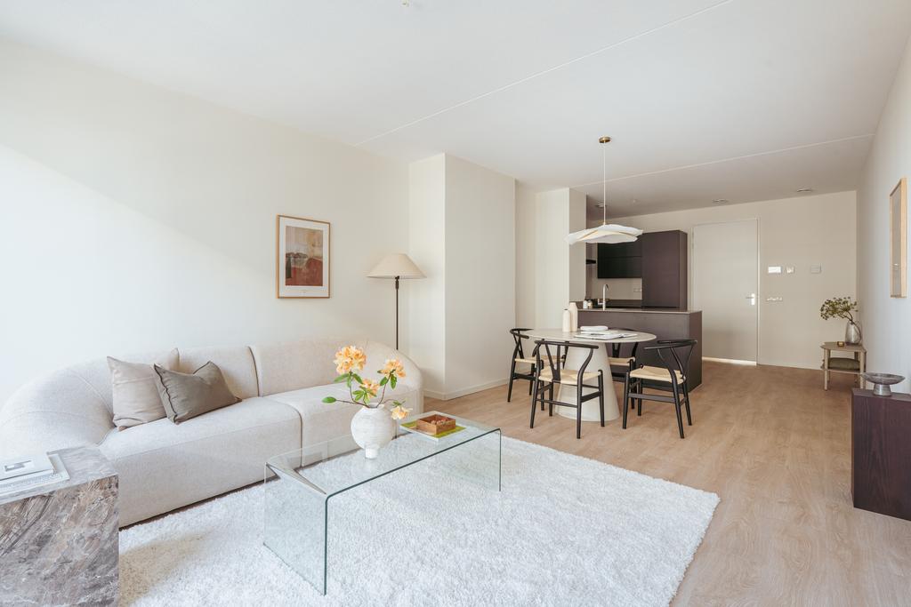 Appartement te koop: Elizabeth Anscombestraat 123, Amsterdam