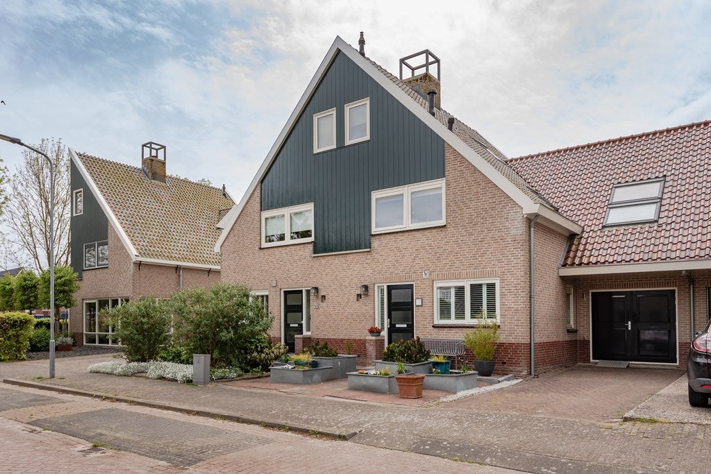 Huis Kleine Werf 25 in Oosthuizen