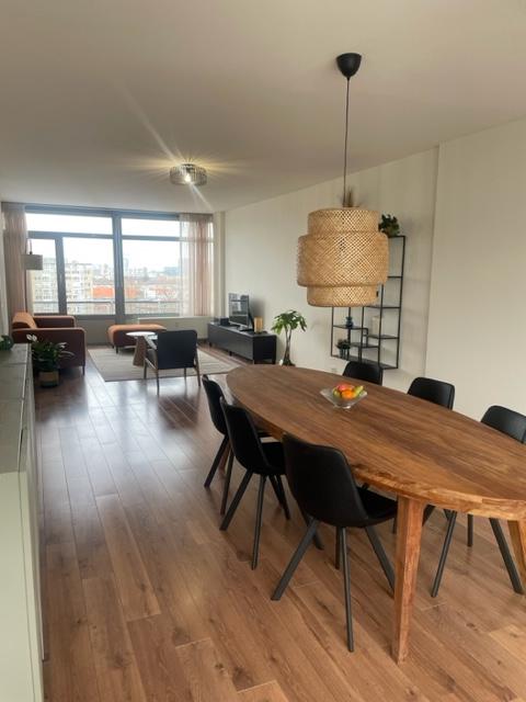 Appartement Strevelsweg in Rotterdam