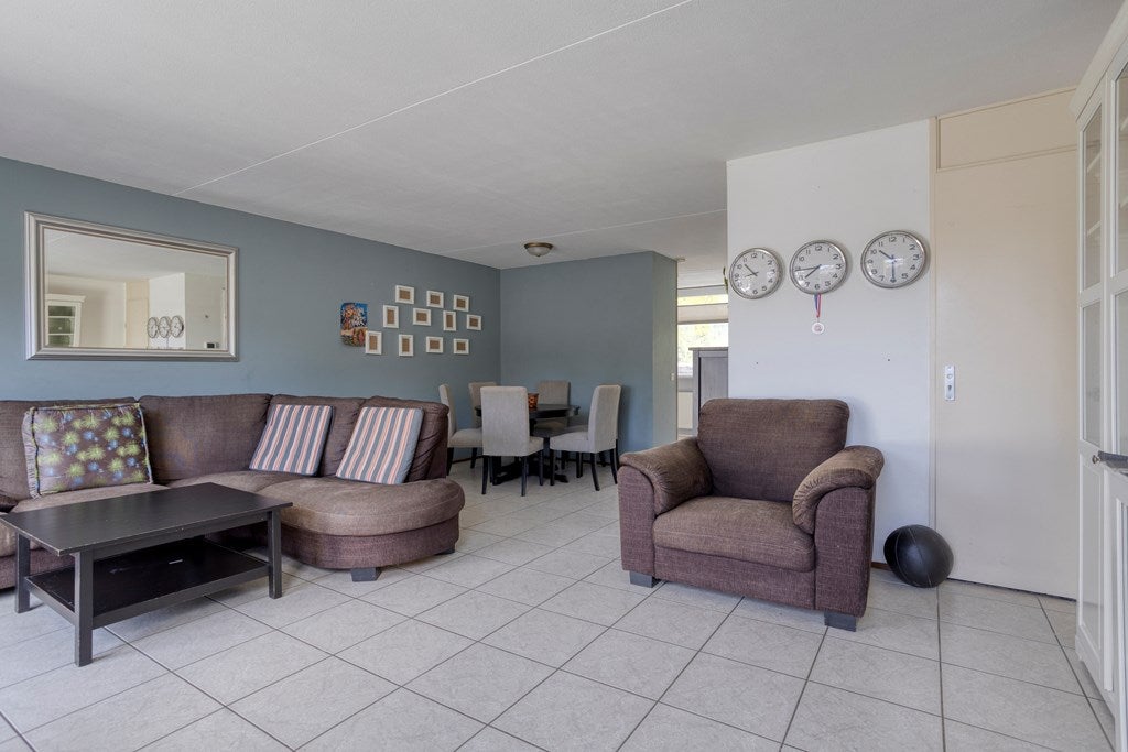 Tussenwoning te koop: Middachtenlaan 46, Almere