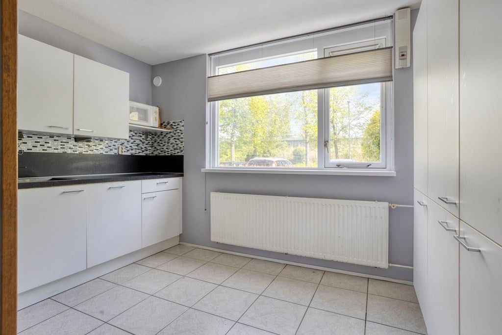 Tussenwoning te koop: Middachtenlaan 46, Almere