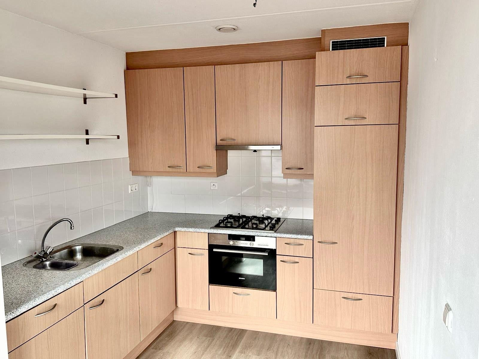 Woning te huur: Dr. Lelykade, 'S-Gravenhage