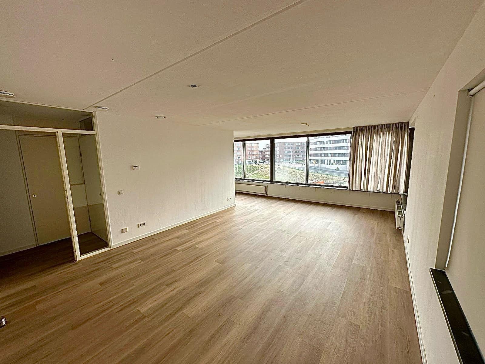Woning te huur: Dr. Lelykade, 'S-Gravenhage