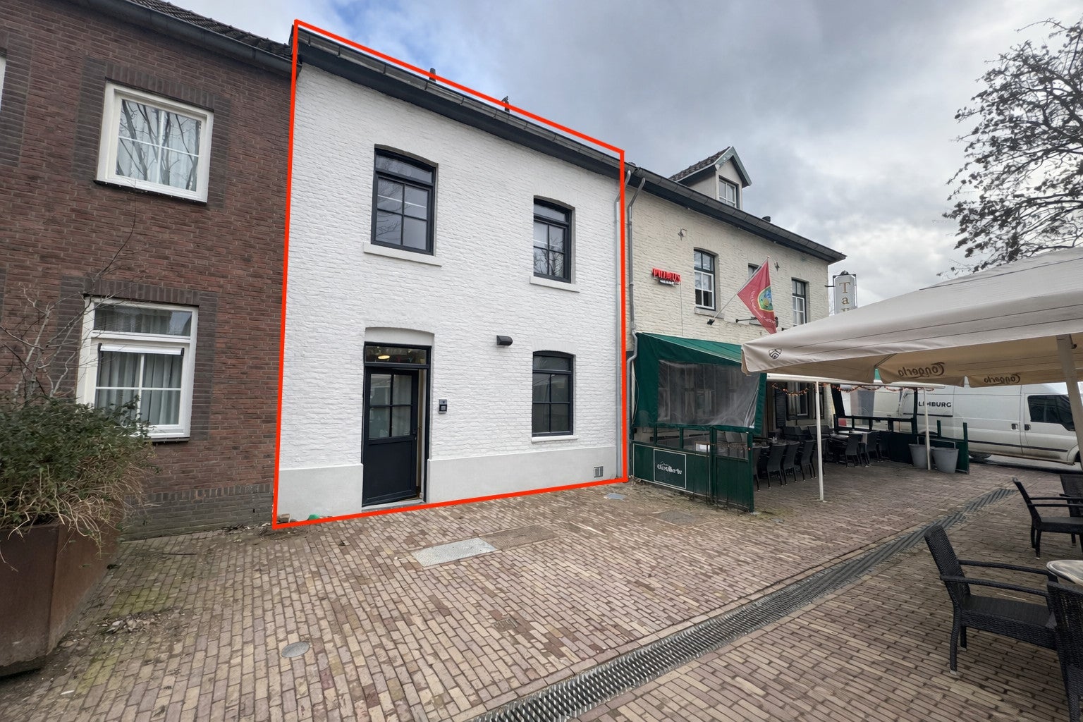 Kapelaan Pendersplein