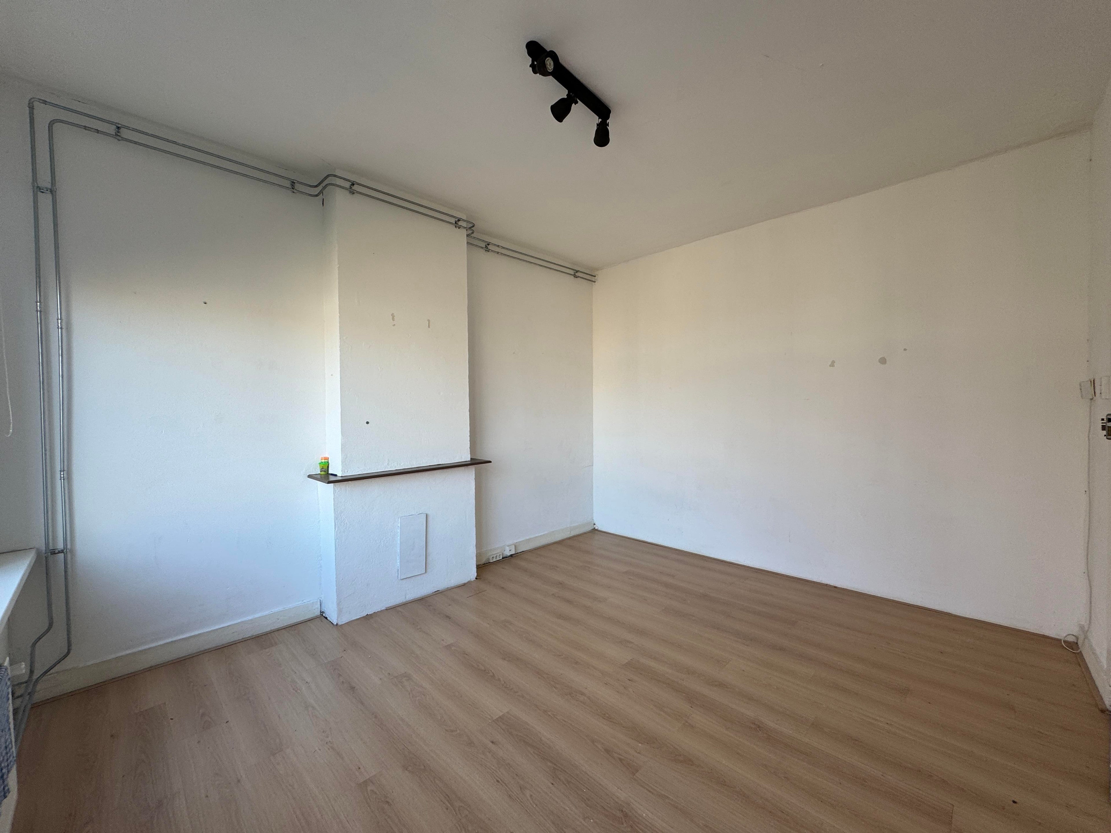 Te huur Kamer Mathenesserweg in Rotterdam