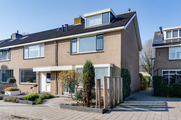 Huis te koop Weresteijn 75 in Sliedrecht voor € 399.000