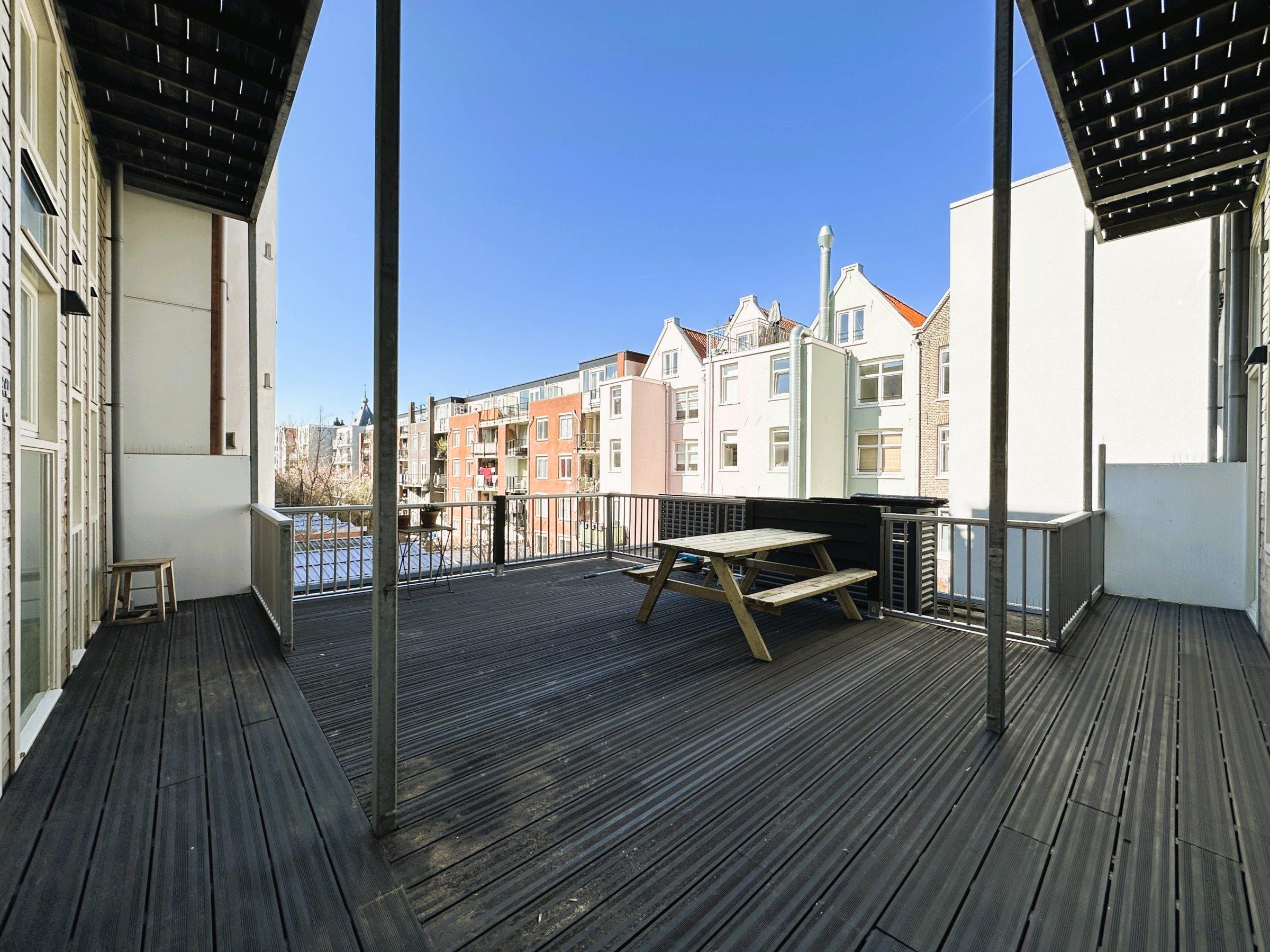 Woning te huur: Dapperstraat, Amsterdam