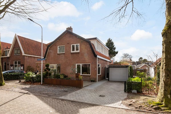 van Oosthuyselaan 69 in Driebergen-Rijsenburg