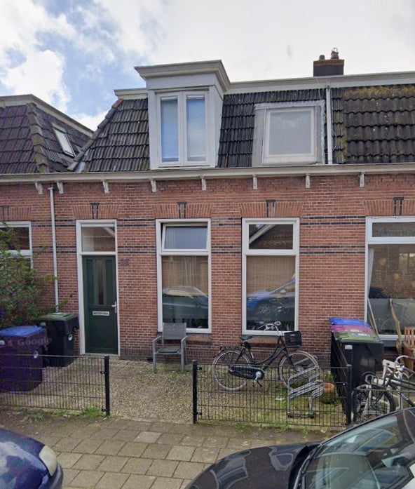 Kamer Woudstraat in Leeuwarden