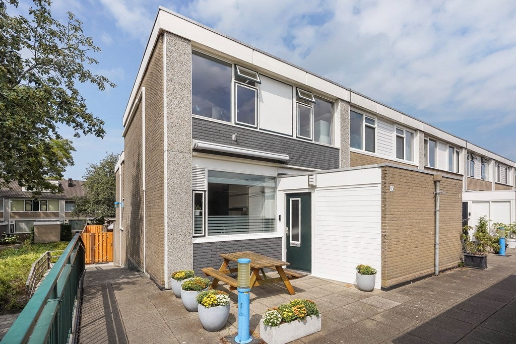 Huis Zandberg 10 in Zoetermeer